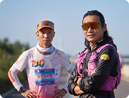 AirWave running heritage: endurance runner Huang Zhenglong’s 10,000 km, 100-day journey with AirWave Pro, and trail runner Zhang Weiqiang’s Asian record at the 330 km Tor des Géants, carrying the running DNA into AirWave Pro2.